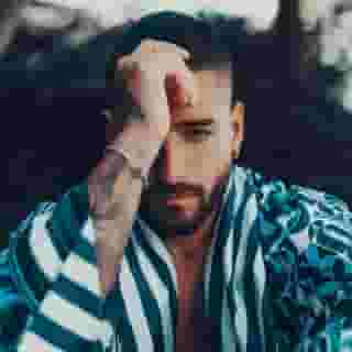 On his new LP '#7DJ: 7 Días En Jamaica,' Maluma achieves a fastidious equilibrium between his slick and showy catalog and genuine reggae vibrations.⁠
⁠
Tap the link in bio to read our review.⁠
⁠
Photo: Phraa