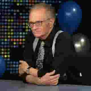 Larry King, the award-winning TV and radio host who became a household name with his long-running CNN show Larry King Live, died Saturday morning at the age of 87.⁠
⁠
“With profound sadness, Ora Media announces the death of our co-founder, host, and friend Larry King, who passed away this morning at age 87 at Cedars-Sinai Medical Center in Los Angeles,” King’s official Twitter announced Saturday morning. No cause of death was provided, but King’s death came weeks after it was revealed that the 87-year-old host was battling coronavirus.⁠
⁠
Tap the link in bio to read more.⁠
⁠
Photo: SGranitz/WireImage via Getty