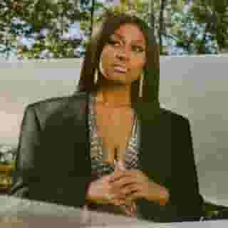 Jazmine Sullivan’s ‘Heaux Tales’ is a nuanced take on romantic realism.⁠
⁠
Throughout her new EP, Sullivan adds more nuance to common stories of romance, shifting the narrative lens to offer more perspectives on the messy business of love, sex, and everything in between. In the process, she gives voice to stories that don’t always get heard. ⁠
⁠
Tap the link in bio to read more.⁠
⁠
Photo by @myeshaevongardner