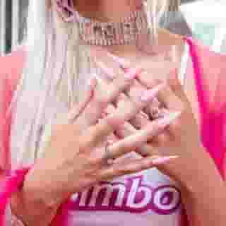 “Are you a leftist who likes to have their tits out?” Then BimboTok is the place for you. The bimbo speaks in a flutey, birdlike tone (think a drag queen doing an Ariana Grande impersonation) and has a predilection for push-up bras, ponytails, and copious amounts of winged eyeliner. Tap the link in our bio to learn more. Photograph by Jacki Huntingdon/Barcroft Media/Getty Images