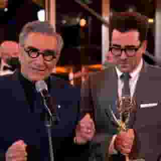 #SchittsCreek is the first show to sweep all four acting categories at the #Emmys. Head to the link in our bio for our complete (and updating) winners list for “TV’s biggest night.” Photograph by Invision/@apnews