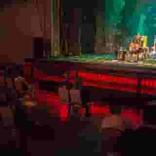 “You’re making history!” At Arkansas’ TempleLive, singer Travis McCready performed to a crowd in masks in the country’s first pandemic concert. Tap the link in our bio to read about the experience and about how far the live-music industry still has to go. Photographs by @septemberdawnbo