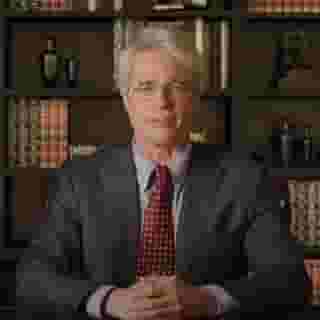 Brad Pitt portrayed and paid tribute to Dr. Anthony Fauci on the latest episode of #SNL at Home. Watch at the link in our bio. 