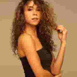 Happy birthday Mariah Carey! From “Honey” to “Vision of Love” and more, tap the link in our for the 10 incredible performances by the singer. Photograph by Deborah Feingold/Getty Images