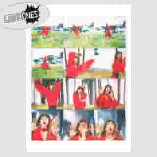 🌟 ICONS' RISOPRINTS COLLECTION 🌟
Some time ago, we published an illustrated book entitlted "Icons" : 28 illustrations of 28 icons of the past and present drew by 28 talented international illustrators. Today, we're launching @kiblind_atelier's new risoprint collection with 8 absolute icons. Find the collection on Kiblind-store.com (link in bio)

Starring : 
💃 @katebushmusic x @krstntz
👽 @juldetp x @bobbydollaros 
💅 @britneyspears x @antoinemaillardcomics 
🖌 David Hockney x @joelburden 
🌺 Frida Kahlo x @morgane_fadanelli 
🤖 @daftpunk x @mylinden_moony 
🔥 River Phoenix x @julesmagistry 
🏍 Johnny Hallyday x @paul.lannes 

.....................................................................................

🌟 AFFICHES RISO LES ICÔNES 🌟
Il y a quelques temps, on a publié un imagier consacré aux icônes : 28 illustrations de 28 icônes d'hier et d'aujourd'hui dessinées par 28 artistes internationaux talentueux. Aujourd'hui, on lance la collection d'affiches riso qui en découle chez @kiblind_atelier. retrouvez les 8 posters de cette collec dès maintenant sur Kiblind-store.com (lien dans la bio)

Starring : 
💃 @katebushmusic x @krstntzk
👽 @juldetp x @bobbydollaros 
💅 @britneyspears x @antoinemaillardcomics 
🖌 David Hockney x @joelburden 
🌺 Frida Kahlo x @morgane_fadanelli 
🤖 @daftpunk x @mylinden_moony 
🔥 River Phoenix x @julesmagistry 
🏍 Johnny Hallyday x @paul.lannes

#icons #icones #stars #celebrites #fanclub #poster #affiche #katebush #jul #Britneyspears #antoinemaillard #bobbydollar #davidhockney #joelburden #fridakahlo #morganefadanelli #daftpunk #heejeongmoon #kristinatzekova #riverphoenix #julesmagistry #johnnyhallyday #paullannes #starclub