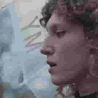 Squirrel Flower, our latest #ArtistYouNeedToKnow, talked to us about the path that led to her excellent debut, ‘I Was Born Swimming.’ Tap the link in our bio to read about the Massachusetts singer-songwriter's tender-hearted indie-rock breakthrough.⁠
⁠
Shot by @plorr & @zach_lanoue_photo⁠
Produced & edited by @danjhalperin⁠
