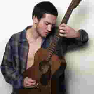 With John Frusciante returning to the Red Hot Chili Peppers' for the third time, we look back at the reasons he’s a fan favorite. Tap the link in our bio for his eight great moments with the band. Photograph by Bob Berg/Getty Images