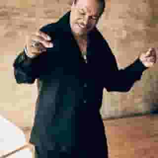 At 82, Billy Dee Williams is back in ‘Star Wars’ — and reflecting on six decades in showbiz. Click the link in our bio to read about his return as Lando, his beef with 'Solo' and much more. Photo by Shayan Asgharnia