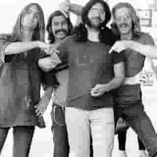 From must-have LPs to highlights from the rest of the band’s massive catalog, we detail the Grateful Dead’s output over the decades. Click the link in our bio for our guide to America’s most expansive band. Photograph by Malcolm Lubliner/Michael Ochs Archives/Getty Images