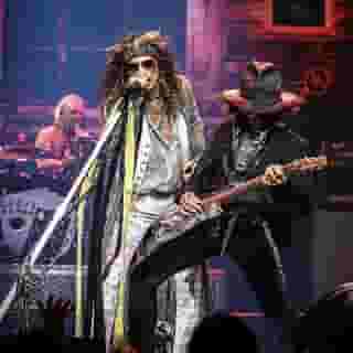 Creating the set list for Aerosmith’s Las Vegas residency each night is a difficult task. Not only does the band have 50 years of hits, fan favorites, deep cuts, and beloved covers to cram into a roughly 90-minute show, but all five original members are still in the group, and each has his own ideas about how exactly to pull it off. Tap the link in our bio for an inside look of how the band prepared for ‘Deuces Are Wild.’ Photograph by Katarina Benzova