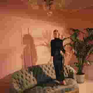 Vanessa Kirby talks to us about the joy of making 'Hobbs & Shaw' and becoming your next favorite summer-movie action star. "In that way, the role was cathartic,” she says. “I’m in a movie where I get to fight the Rock. And I get to win.” Head to the link in our bio for the full story. Photograph by @holliefernando