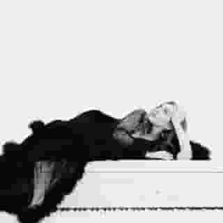 Regina Spektor talks to us about her upcoming Broadway run, her 'Jesus Christ Superstar' obsession and her induction into the Bronx Walk of Fame. “They said it could just be a regular show, but everything in me said, like, ‘No, no, no’ — the whole fun of doing concerts on Broadway is to discover every little aspect of theater I could get my hands on.” Click the link in our bio to read the entire interview. 