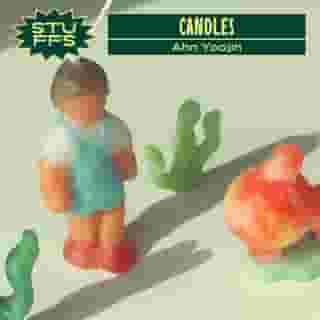 🥇 STUFFS. Ahn Yoojin (@spsp88) made sweet candles inspired by her own drawings, and it's so cute that we have to show you this. Find an article about Ahn Yoojin's candles now on Kiblind.com with more photos. (link in bio)

🧶 From now on, each two weeks, we'll show you some incredible objects in connection with illustration here and on our website.

...........................................................................
☝ In french svp

🥇 Ahn Yoojin (@spsp88) fait des bougies si délicates inspirées par ses propres dessins, qu'on ne pouvait pas faire autrement que vous les montrer. Retrouvez plus de photos dans un article dédié sur Kiblind.com, mais aussi une interview où Ahn Yoojin nous raconte comment elle s'est mise à fabriquer des bougies. (lien dans la bio)

🧶 À partir de maintenant et toutes les deux semaines, on vous montrera des objets en lien avec l'illustration qui nous ont tapé dans l'oeil ici et sur notre site via la rubrique "Stuffs".

#ahnyoojin #diy #illustratedcandles #candles #bougies #characterart  #drawing  #objects #stuffs #decoration #deco #stuffs