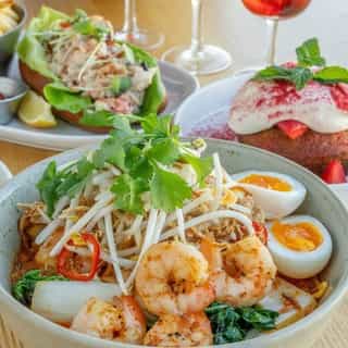 Spring has landed at Tap & Barrel! 🌱✨⁠
⁠
We’re showcasing the bright, fresh flavours of the season with five featured dishes, along with special drink features – our new Spritz Trio and the beloved Bridges Caesar.⁠
⁠
Come taste the season with our Spring Fresh Sheet, now available at all locations until April 14.  