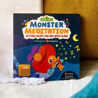 Take some cleansing belly breaths with Elmo! In our newest Monster Meditation book, created in collaboration with @sesamestreet and @RandomHouseKids, Elmo learns how to do a body scan and practice deep breathing to help him feel calm, relaxed, and ready for bed. Get your copy at the link in bio.