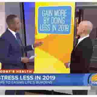 Be kind to yourself and be kind to others. Check out @andypuddicombe’s tips for stressing less in the new year through the link in our bio. Shoutout to our friends over on the @todayshow for having us by this morning. 🌞 