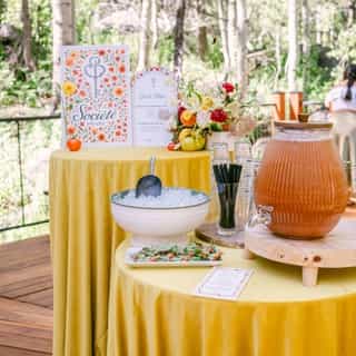 For events as sweet as honey 🍯❤️⁠
Ft. Honey Plush Velvet⁠
⁠
Host: @thesocieteprivee & @ladida_beauty⁠
Venue & Catering: @desolationhotel_hv⁠
Styling & Design: @reveriepicnics⁠
Photographer: @scottanddanaphotographers⁠
Linens: @creativecoverings ⁠
Floral: @rusticrootsfloraldesign ⁠
Floral plate: @elizabethsuttoncollection @elizabethsuttonhome⁠
Content Creation: @thecontentbestie⁠
⁠
⁠
#creativecoverings #thesocieteprivee #networking #eventprofs #eventplanning #tablescape #eventlinens #eventstyle #eventideas #weddingideas #luxurylinens #linenrentals ⁠
⁠