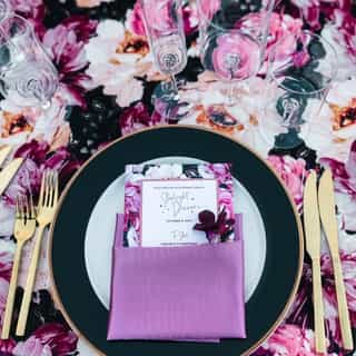 Did you know our Rembrandt linens are made from a velvet fabric? The high contrast pattern wasn't dramatic enough, these linens also needed some texture! ❤️⁠
⁠
Host: @nacepalmsprings⁠
Designer/Planner: @michellegaribayevents⁠
Venue: @naturalretreats, Ciao Bella Estate⁠
Linens: @creativecoverings⁠
Floral: @aperitivodesign⁠
Rentals: @brighteventrentals⁠
Photo: @brittanydejagerphotography⁠
Calligraphy: @occasiontocelebrate⁠
⁠
⁠
#creativecoverings #luxurylinens #linenrentals #eventprofs #tablescape #eventtrends #eventdecor #weddingtable #weddinginspo #weddingideas #floralwedding #rembrandt