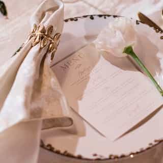 When classic elegance meets rustic charm, it looks a little something like this. ❤️⁠
⁠
Design, Planning & Florals | @loricoleevents⁠
Lead Photographer | @karissawrightphotography⁠
Team Content Creator | @champagnecontentco⁠
Venue | @weddings_at_the_bird_ranch⁠
Gowns | @aw.bridal⁠
Suits | @tuxedosoflodi⁠
Wedding Cake | @jesuitnugas.cakes⁠
Rentals | @standardeventrentals⁠
Vintage Furniture | @aq.vintage.rentals⁠
Bartending | @berniesmixology⁠
Rings | @vailcreek⁠
Live Artist | @art_by_audie⁠
Clydesdales | @slrclydesdales⁠
Hats | @the_hbar⁠
Linens | @creativecoverings⁠
Engraving & Calligraphy | @writeonxokat⁠
Models | @yeseniaangulo1  @britboyce_  @daderpie  @aa.alicia_angulo @alantovar_reyes⁠
⁠
⁠
⁠
⁠
#CreativeCoverings #LuxuryLinens #WeddingInspo #WeddingDecor #ReceptionIdeas #RusticElegance #WeddingTable #WeddingLinens #TablescapeDesign #EventLinens ⁠