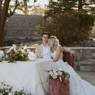 "There is nothing for me but to love you⁠
And the way you look tonight."⁠
⁠
@vanessaisamythmakeup⁠
@mebeautyhairandmakeup⁠
@emmawynnpaul⁠
@studioinspirebridal⁠
@peterpaulfilms⁠
@renobydesignweddings⁠
@sweetstemsandco_⁠
@stonecreeklodgeevents⁠
@creativecoverings⁠
@mountainvibesrentals⁠
@battle.born.balloons⁠
@theperfectpour.nv⁠
@shawna_cheeseboards⁠
@brittany.bober ⁠
@cainandcostationary⁠
@flashback_photobooth_co⁠
⁠
⁠
⁠
#creativecoverings #specialtylinens #weddinglinens #headtable #sweethearttable #weddingideas #weddinginspo #weddingdecor #weddingideas #vintagewedding #weddinglinens #luxevents #bridal #romantic #wedding