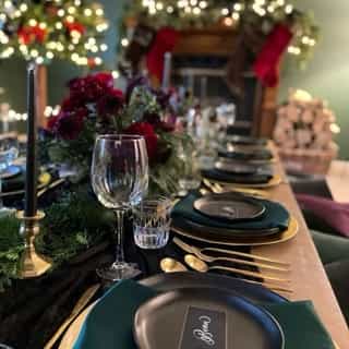 This is your reminder to place your holiday orders! 🎄 We are shipping out quickly, and we know you don't want to miss out on our specialty linens, like the forest green lamour. ✨⁠
⁠
Celebrate in style this December, call us today for your linen orders! ⁠
📞 (775)359-6733⁠
⁠
Photo: @reveriepicnics ⁠
