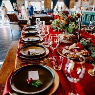 The Holidays may be over, but we're still crushing on this gorgeous event at @thealpinereno!⁠
⁠
Pictured are our scarlet Lamour napkins. Click the link in our bio to order these for your next soiree!⁠
.⁠
.⁠
.⁠
.⁠
.⁠
⁠Photographer: @elizabethyoungyoung⁠
Venue: @ thealpinereno ⁠
Styling + Coordination: @reveriepicnics⁠
Florals: @jesseandcoflorals⁠
Charcuterie: @hosted_charcuterie⁠
Marquee: @marqueemymoment⁠
Place Cards: @tinta.signage⁠
Napkins: @creativecoverings