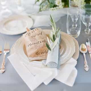 We don't like to play favorites when it comes to napkins... but really.... the Hemstitch detail is one of ours for sure!!! The natural linen texture of these napkins is the perfect way to add a subtle and classic detail to your Spring & Summer tables!  We have added a few options for you to chose from and wanted to share with you our updated Hemstitch collection. Visit our linkin.bio