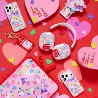 The sweetest phone accessories for your Valentine 💖 The @shopsonix Hello Kitty and Friends x @sweetheartscandies collection is now on Sanrio.com! Link in bio to shop.