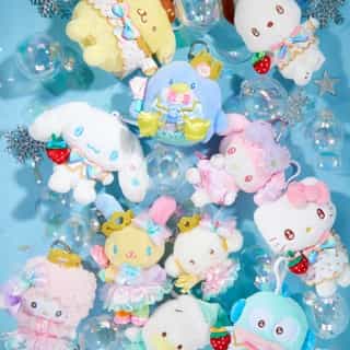 Your stocking stuffers just got way cuter 🎀🎄 Get 30% off all bag charms and keychains on Sanrio.com with code: JINGLEBELL at checkout! Link in bio to shop. 