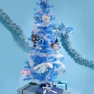 Deck the halls 🎄❄️ Get 30% off all Holiday items using code: FESTIVE30 at checkout! Shop now on Sanrio.com. Link in bio. 