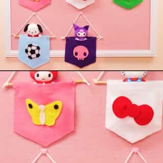 Create a DIY pocket banner for your Micro Teenies Hello Kitty and Friends Collection! 💚 Watch now on the #HelloKittyandFriends YouTube. Link in bio!