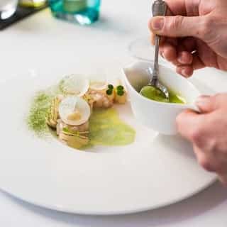 Stille verkoop 🔐⁠
⁠
Ee restaurant waar een verfijnde culinaire ervaring centraal staat, gevestigd in een hoekpand met terras in het centrum van Nijmegen.⁠
⁠
📍 Nijmegen⁠
🍴 Restaurant⁠
⁠
Voor meer details of het aanvragen van een bezichtiging, ga naar Horecaspot.nl 🔗 in bio