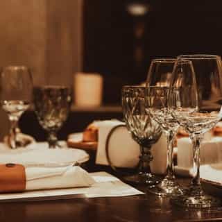 Stille verkoop 🔐⁠
⁠
Een luxe restaurant in een grotere plaats in de provincie Drenthe. De locatie beschikt over ruim zestig zitplaatsen binnen en een ruim terras buiten.⁠
⁠
📍 Drenthe⁠
🍴 Restaurant⁠
⁠
Voor meer details of het aanvragen van een bezichtiging, ga naar Horecaspot.nl 🔗 in bio