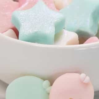 Make supercute LittleTwinStars mints with us on the #HelloKittyandFriends YouTube channel! ⭐ Link in bio.