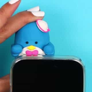 Watch to learn how to make this Tuxedosam clay phone hugger! 🐧📱 Follow along on the #HelloKittyandFriends YouTube channel. Link in bio!⁠