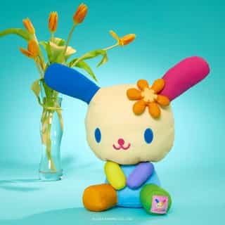 Let the U*SA*HA*NA  birthday celebrations continue with her very own plush 🌈💗 Shop now at Sanrio.com. Link in bio.