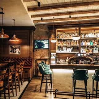 Stille verkoop 🔐⁠
⁠
Een mooie horecazaak gelegen in hartje centrum van Rotterdam. De zaak wordt momenteel gedraaid als restaurant en is dankzij de centrale ligging en indeling ideaal voor diverse concepten. ⁠
⁠
📍Rotterdam⁠
🍴Restaurant⁠
⁠
Voor meer details, het aanvragen van een brochure of een bezichtiging, ga naar Horecaspot.nl 👉🏼 link in bio