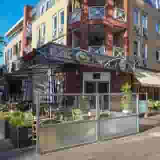 UITGELICHT op Horecaspot.nl 🌟⁠
⁠
Al bijna 10 jaar is Café Suus een onmisbaar onderdeel van het centrum van Kerkrade. Met zijn prominente locatie aan de Markt is het markante pand met terrassen aan de voor- en zijkant niet te missen.⁠
⁠
📍 Kerkrade⁠
🍴 Eetcafé⁠
🪑 50 zitplaatsen & 50 zitplaatsen op het terras⁠
💰 Bedrijfsovername & verhuur vastgoed⁠
⁠
Meer info & details 👉🏼 link in bio