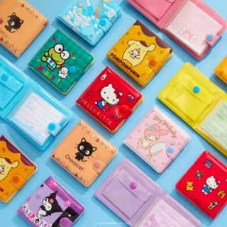 IYKYK 👛 Carry a slice of nostalgia everywhere you go with your faves! Link in bio to shop.