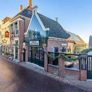 NIEUW op Horecaspot 👀⁠
⁠
⁠✔ Belegging⁠
📍 De Rijp⁠
⁠
Meer info? Brochure of bezichtiging aanvragen? ⁠
🔗 in bio