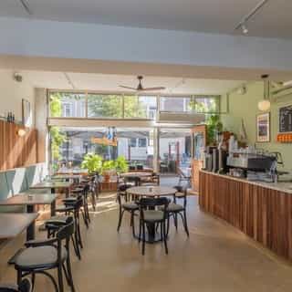 NIEUW op Horecaspot 👀⁠
⁠
🍽 Restaurant⁠
📍 Rotterdam⁠
✔ Verhuur vastgoed⁠ & verkoop bedrijfsexploitatie⁠
⁠
Meer info? Brochure of bezichtiging aanvragen? ⁠
🔗 in bio