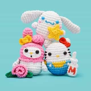 Let's get crafty 🧶✨️ Hello Kitty and Friends x @thewoobles is here! Link in bio to shop the cutest crotchet kits ever. 