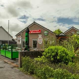 NIEUW op Horecaspot 👀⁠
⁠
🍽 Snackbar⁠
📍 's-Gravenpolder⁠
✔ Verkoop vastgoed⁠ & verkoop bedrijfsexploitatie⁠
⁠
Meer info? Brochure of bezichtiging aanvragen? ⁠
🔗 in bio