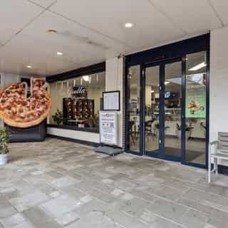 NIEUW op Horecaspot 👀⁠
⁠
🍽 Bezorg- & afhaalzaak⁠
📍 Nieuwegein⁠
✔ Verhuur vastgoed⁠ & verkoop bedrijfsexploitatie⁠
⁠
Meer info? Brochure of bezichtiging aanvragen? ⁠
🔗 in bio