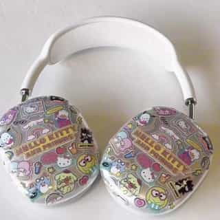 Turn up the charm 🎧💖 NEW Hello Kitty and Friends AirPods Max covers by @shopsonix are available now! Link in bio to shop. #HelloKitty50th