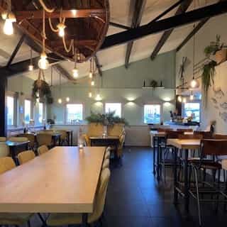 NIEUW op Horecaspot 👀⁠
⁠
🍽 Restaurant⁠
📍 Assendelft⁠
✔ Verhuur vastgoed⁠ & verkoop bedrijfsexploitatie⁠
⁠
Meer info? Brochure of bezichtiging aanvragen? ⁠
🔗 in bio