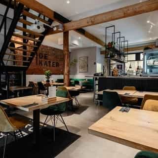 NIEUW op Horecaspot 👀⁠
⁠
🍽 Café⁠-restaurant⁠
📍 Groningen⁠
✔ Verhuur/verkoop vastgoed⁠ & verkoop bedrijfsexploitatie⁠
⁠
Meer info? Brochure of bezichtiging aanvragen? ⁠
🔗 in bio