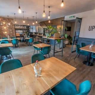 NIEUW op Horecaspot 👀⁠
⁠
🍽 Restaurant⁠
📍 Rotterdam⁠
✔ Verhuur vastgoed⁠ & verkoop bedrijfsexploitatie⁠
⁠
Meer info? Brochure of bezichtiging aanvragen? ⁠
🔗 in bio