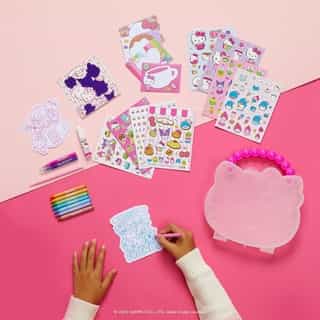 Share kindness through crafting🎨✨ Hello Kitty and Friends activity kits are perfect to do with your bestie! Shop DIY gifts now at @michaelsstores. 