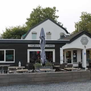 NIEUW op Horecaspot 👀⁠
⁠
🍽 Café/cafetaria⁠
📍 Heijbloem⁠
✔ Verkoop vastgoed⁠
⁠
Meer info? Brochure of bezichtiging aanvragen? ⁠
🔗 in bio